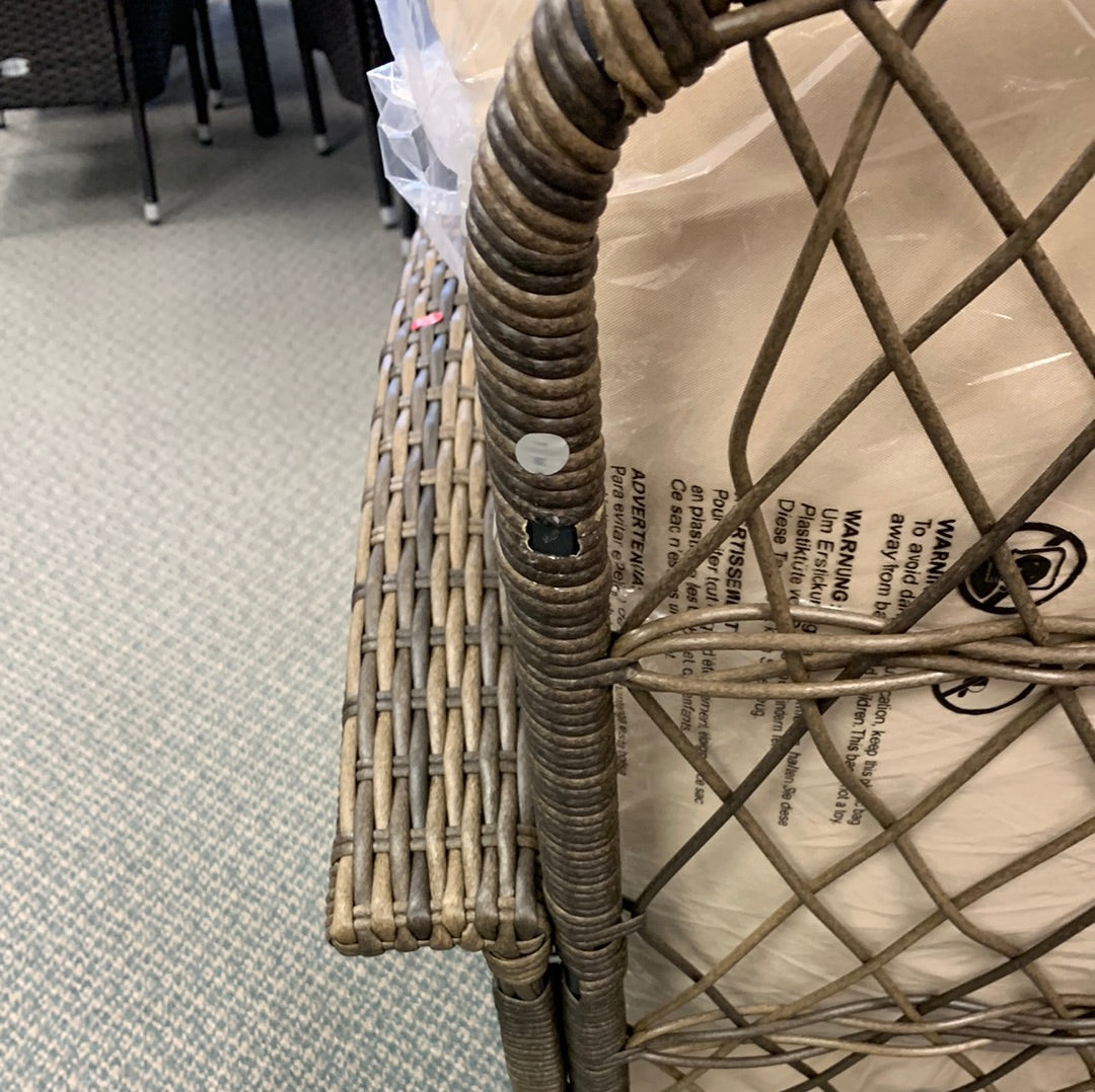 3 Pieces Swivel/Glider Outdoor Wicker Conversation Set, assembled, scratch & dent