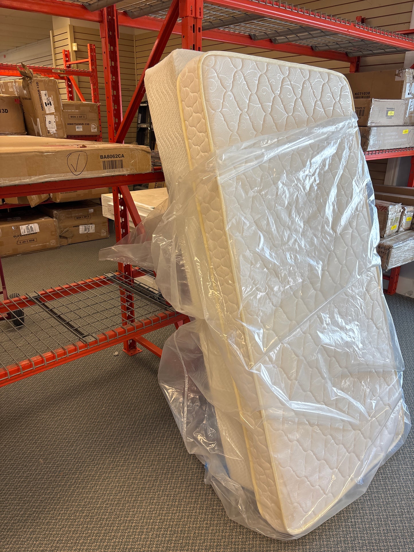 Customer return special, twin mattress & boxspring