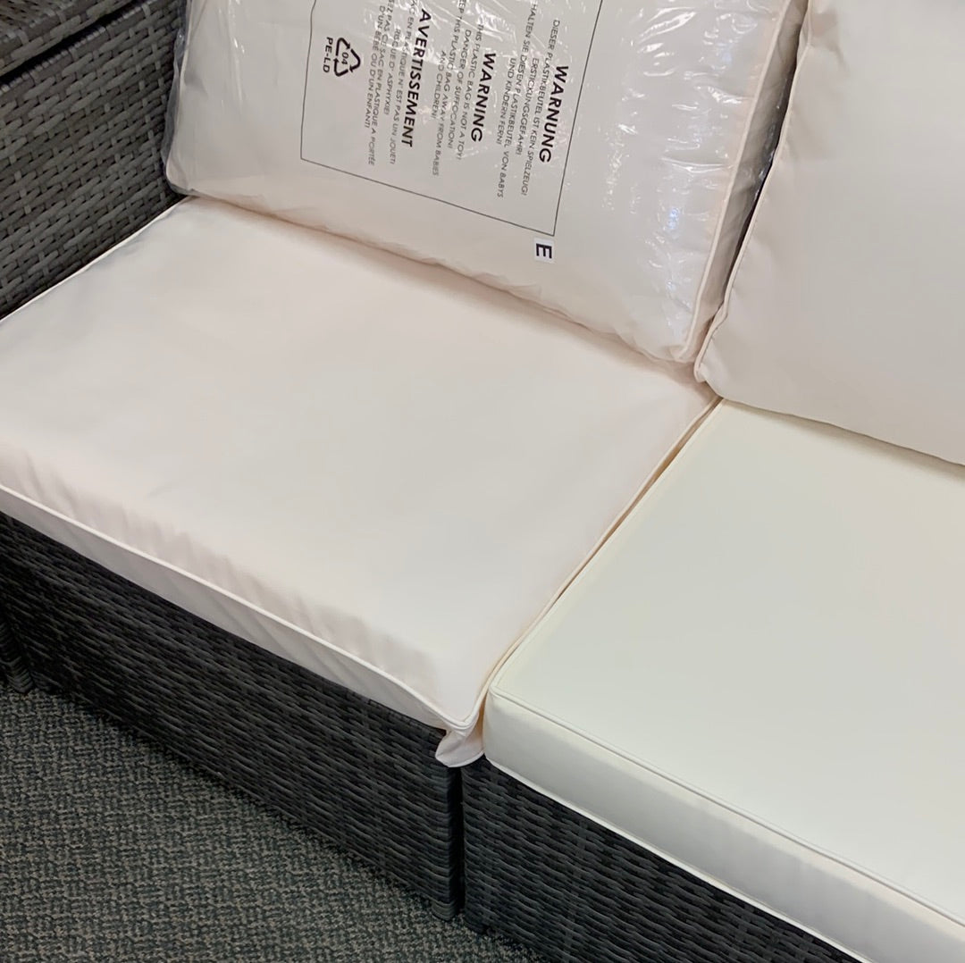 *SALE* 6 Piece Outdoor Wicker Set with pillow storage, 1 pillow not perfect match, fully assembled