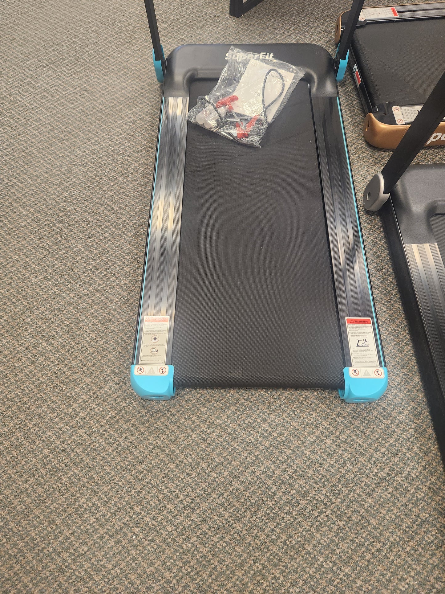 Folding Electric Compact Walking Treadmill with APP Control Speaker-Turquois (MAX 198lbs)