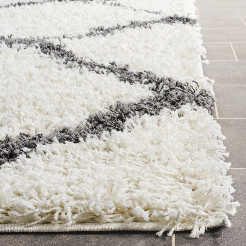 Lapidge Geometric Shag Ivory/Dark Grey Area Rug - 2'3" x 4'