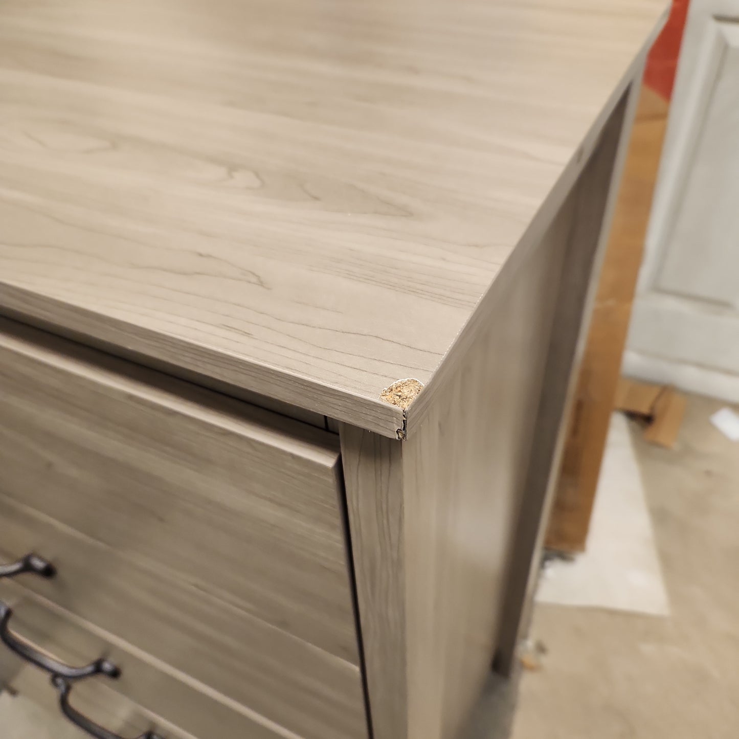 Modern 5-Drawer Multipurpose Chest Dresser with Metal Handles - Scratch and Dent