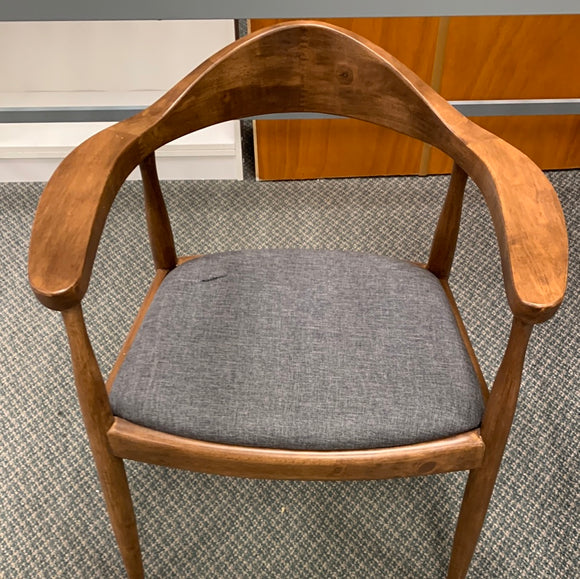 Tilomar Chair, damaged seat