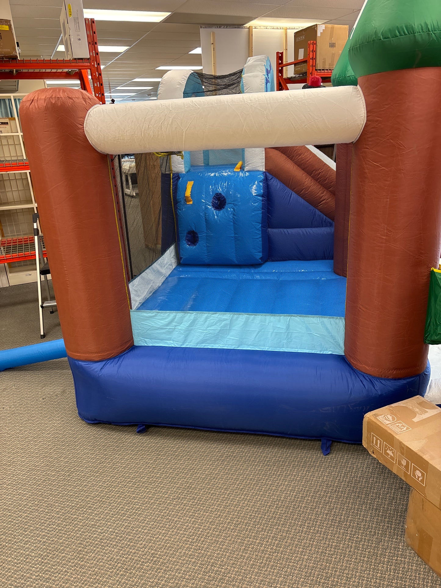 Inflatable Bounce House Special, Customer return, Clean, Tested, without blower