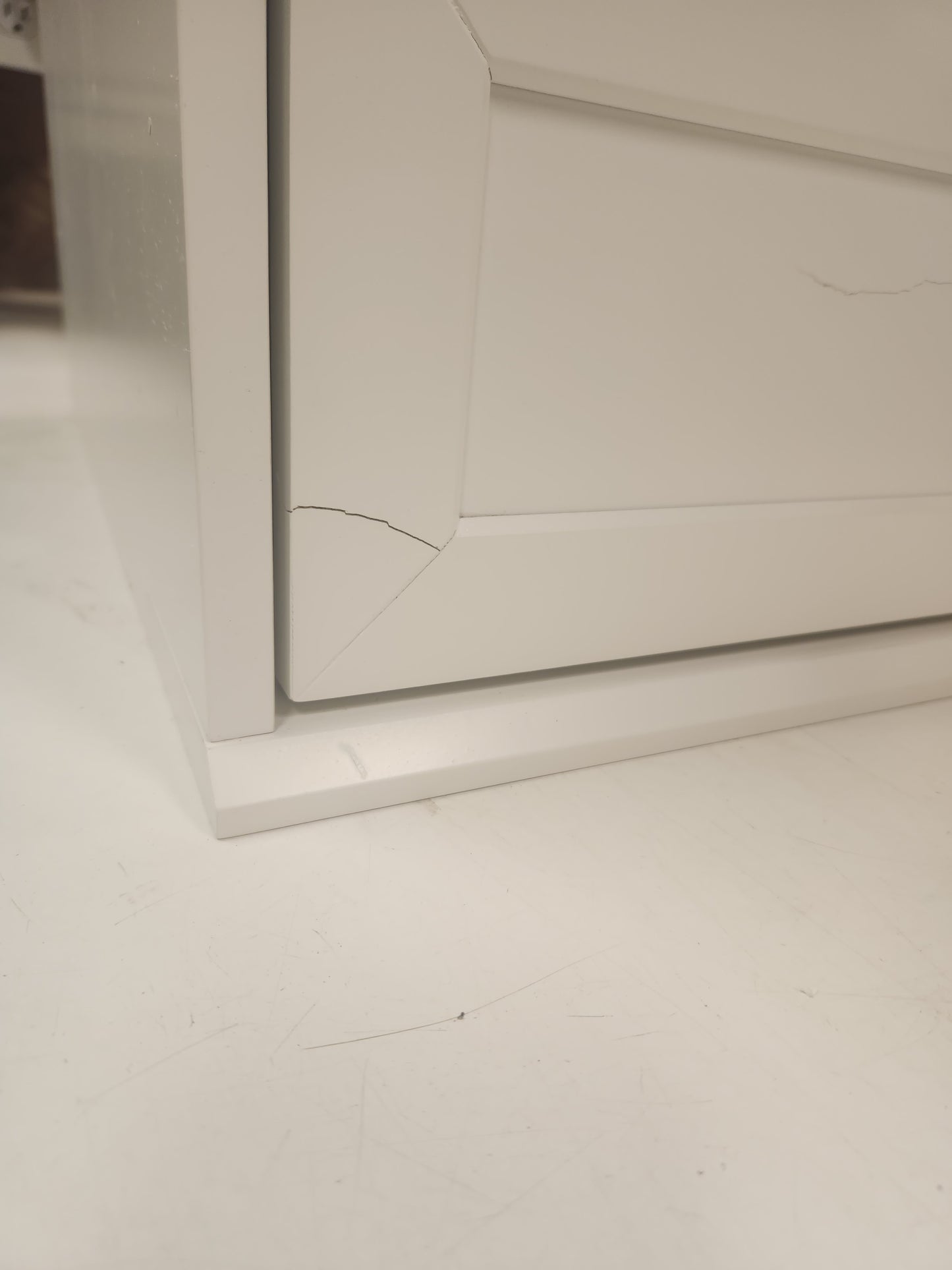 6 Drawer White Dresser, Tall White Dresser with Large Storage Space (Scratch and Dent)