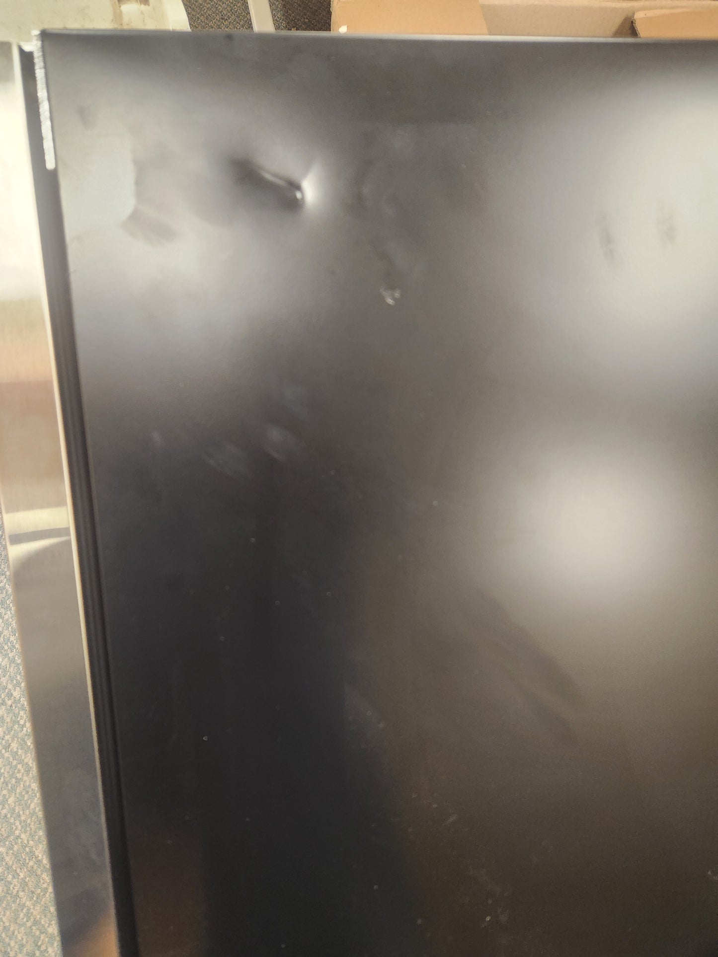 15 Inch 30-Bottle Wine Cooler with Temperature Memory-Silver (Scratch and Dent)