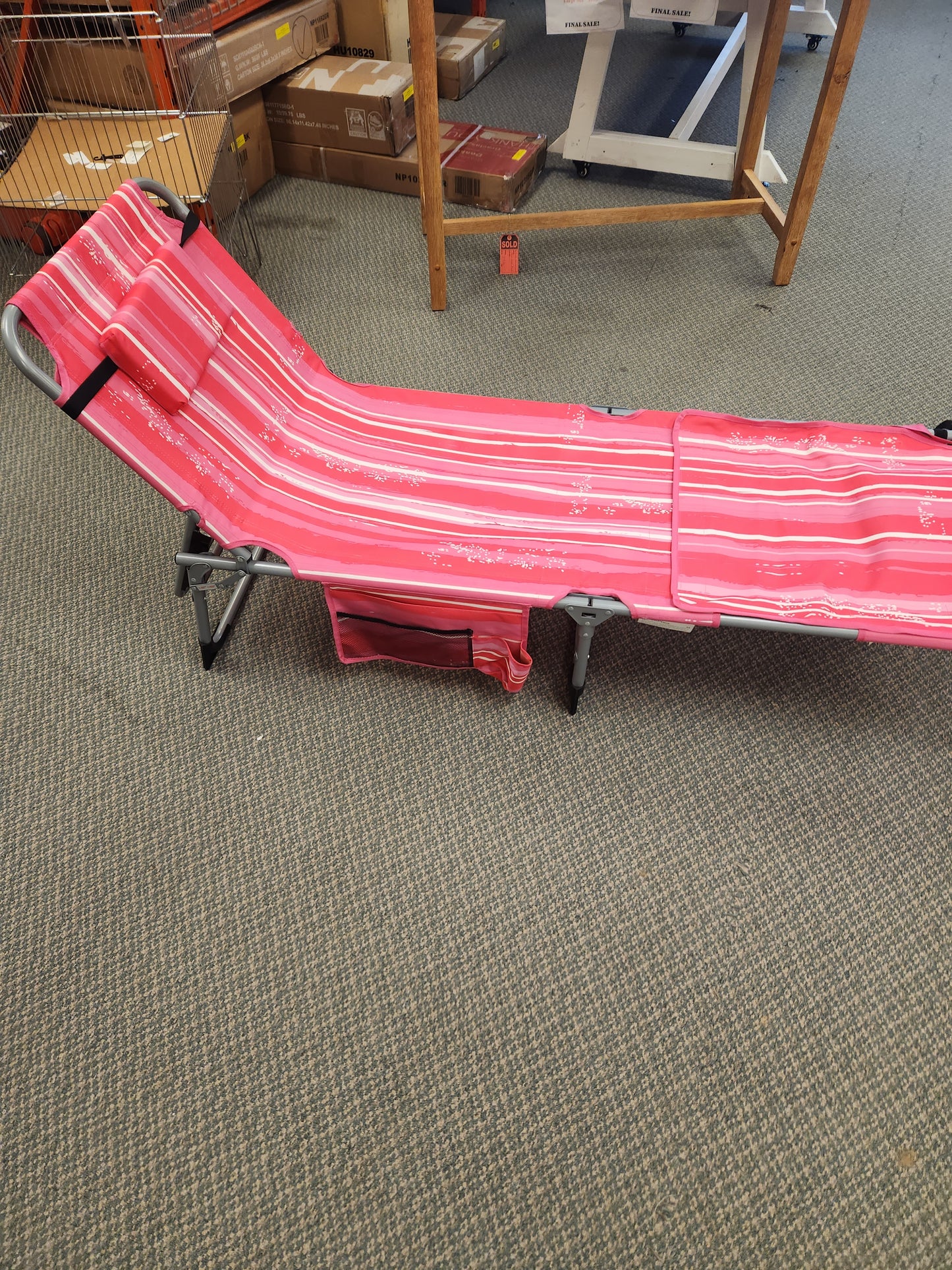 5-position Outdoor Folding Chaise Lounge Chair- OURS IS PINK