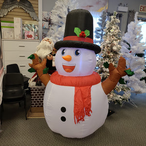 OUTDOOR INFLATABLE SNOWMAN