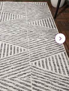 Silva Geometric Indoor / Outdoor Area Rug in Grey/White