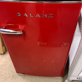 Galanz 3.1 cu. Ft. Retro Upright Freezer, new but damaged in shipping, works well